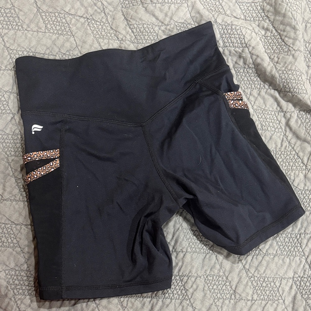 Fabletics Black Bike Shorts With Patterned Accents - image 3